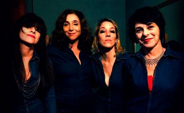 'Amar e Mudar as Coisas' com Karina Buhr, Marisa Orth, Natalia Barros e Taciana Barros
