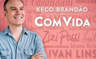 Keco Brandão acolhe convidados em “Com vida”